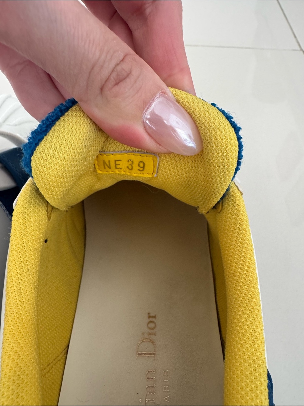 Christian Dior Dior-ID Sneaker - Picture 7 of 9